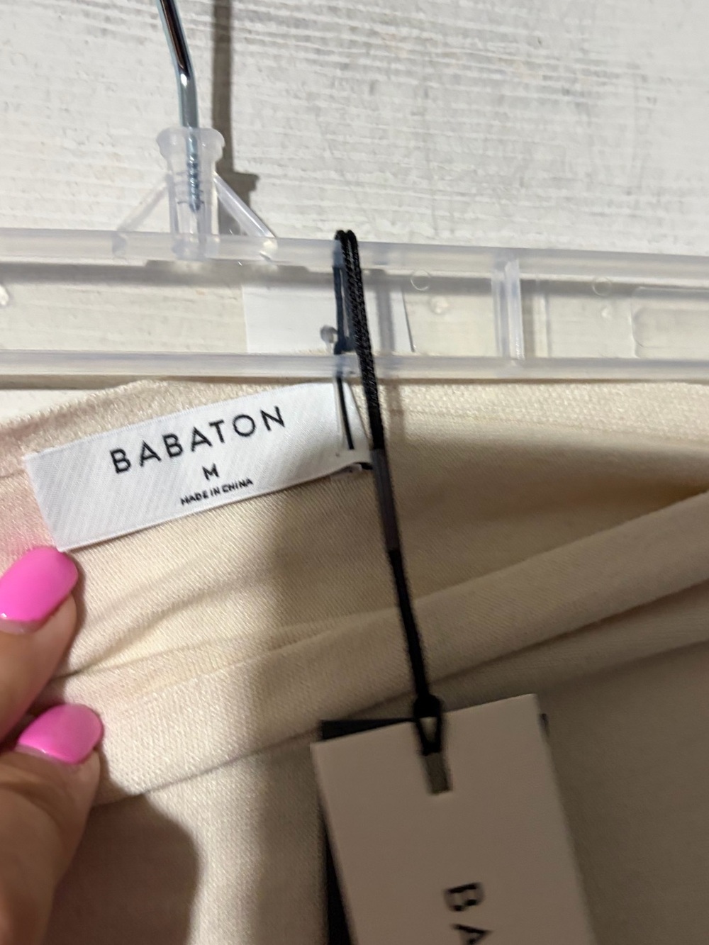 NWT babaton inspiration sweater - Picture 4 of 7